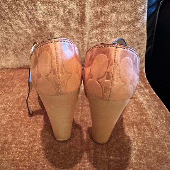 Coach Vanna Embossed Wood Vachetta Wedge Sandal - Picture 3 of 9